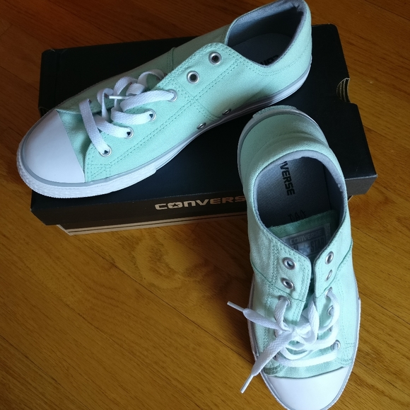 New with Box Mint Green Converse All Star Low Top Juniors Unisex 6 - Picture 4 of 10